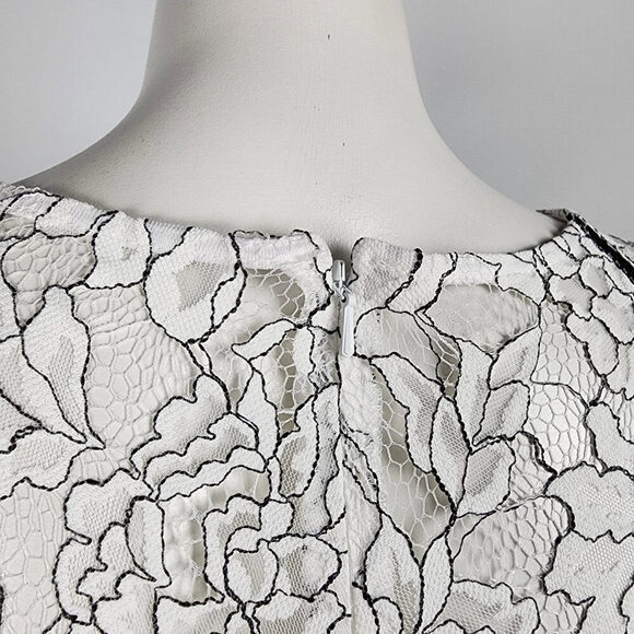 DB Studio David's Bridal White Floral Lace Sheath Dress Size 10 - Picture 10 of 15